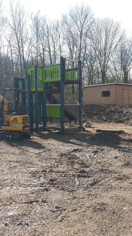 "Spielplatz_Bau01.jpg"